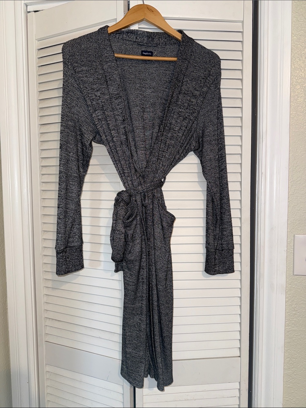 GAP Body 🖤🩶🖤🩶 Super Soft Ribbed Spacedye Belted Robe - M/L